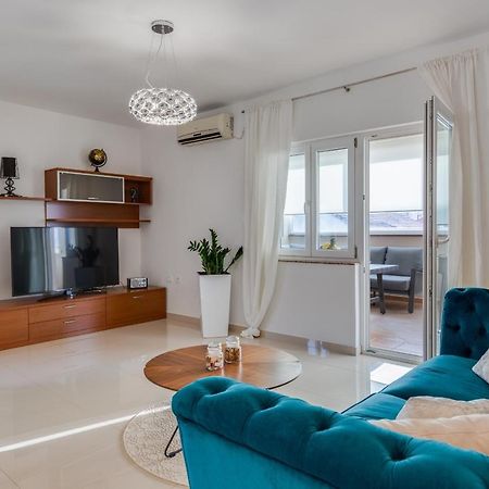 Elegant Two Bedroom Apartment Задар Экстерьер фото