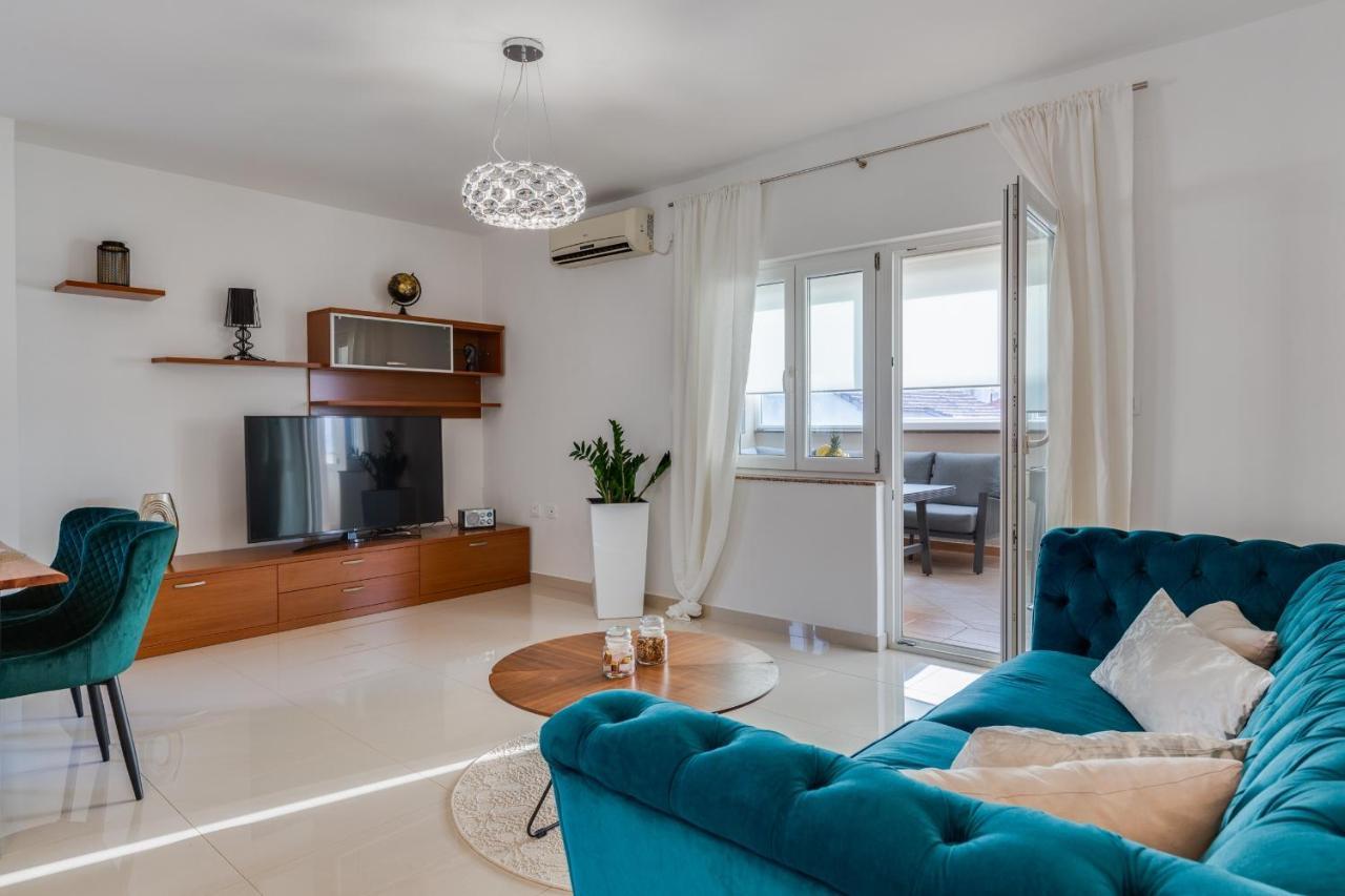 Elegant Two Bedroom Apartment Задар Экстерьер фото