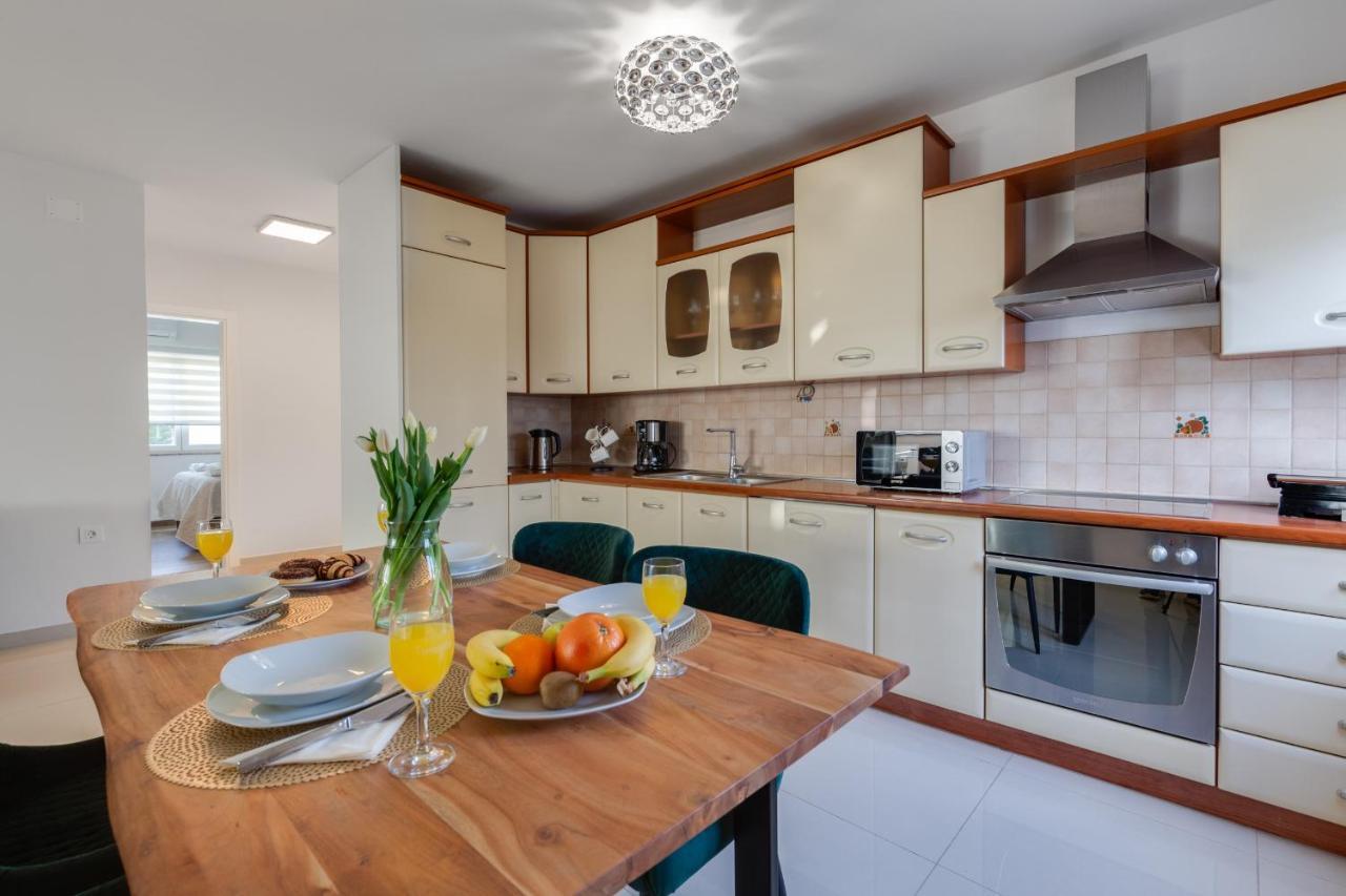 Elegant Two Bedroom Apartment Задар Экстерьер фото