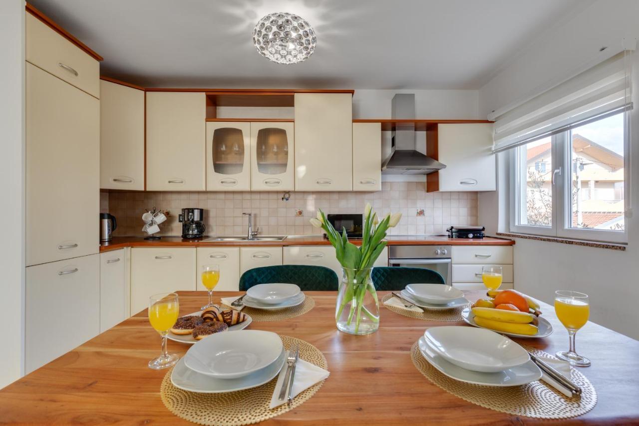 Elegant Two Bedroom Apartment Задар Экстерьер фото